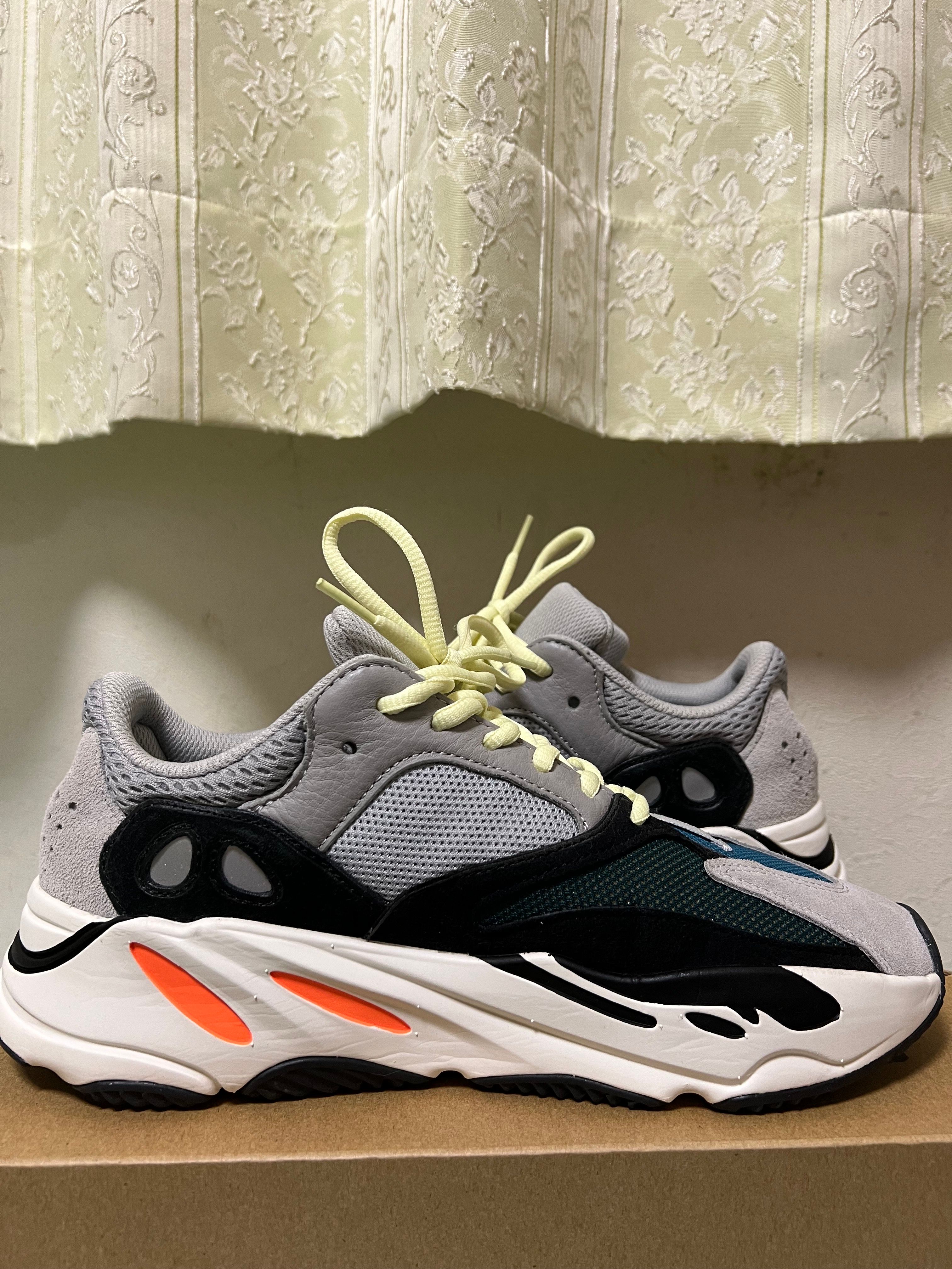 adidas YEEZY Boost 700 "Wave Runner"