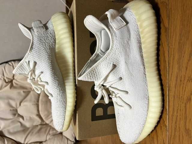adidas YEEZY Boost 350 V2 "Cream White"