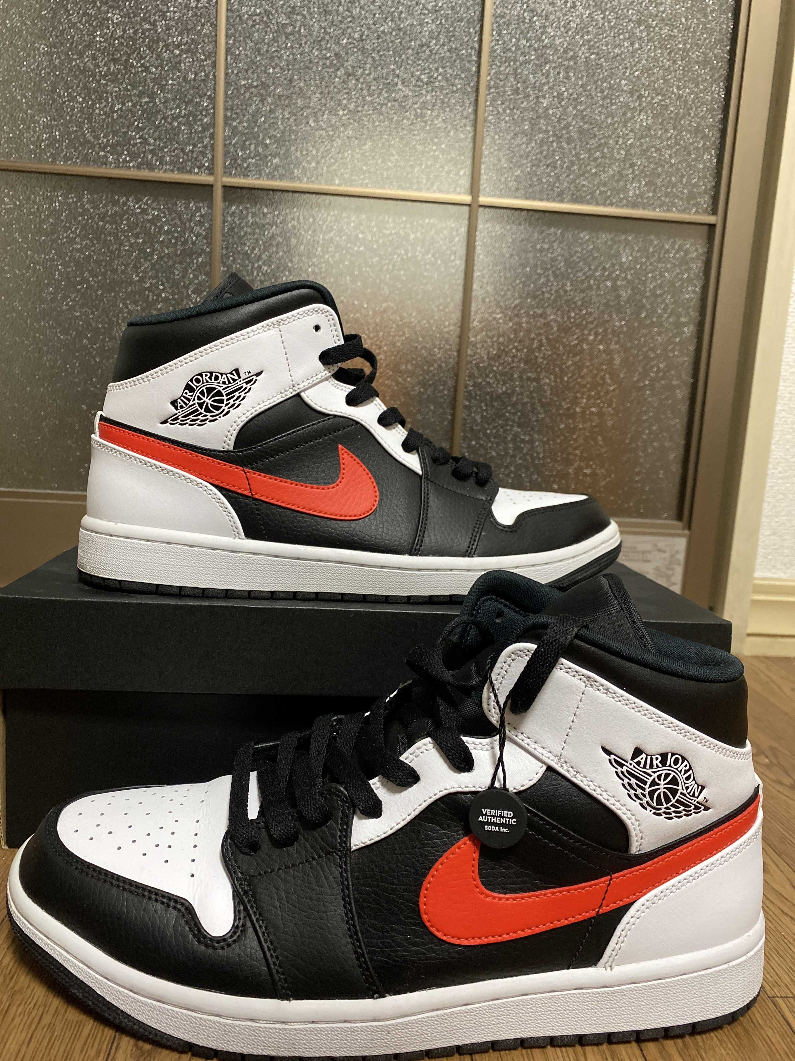 NIKE AIR JORDAN 1 MID "BLACK/CHILE RED/WHITE"