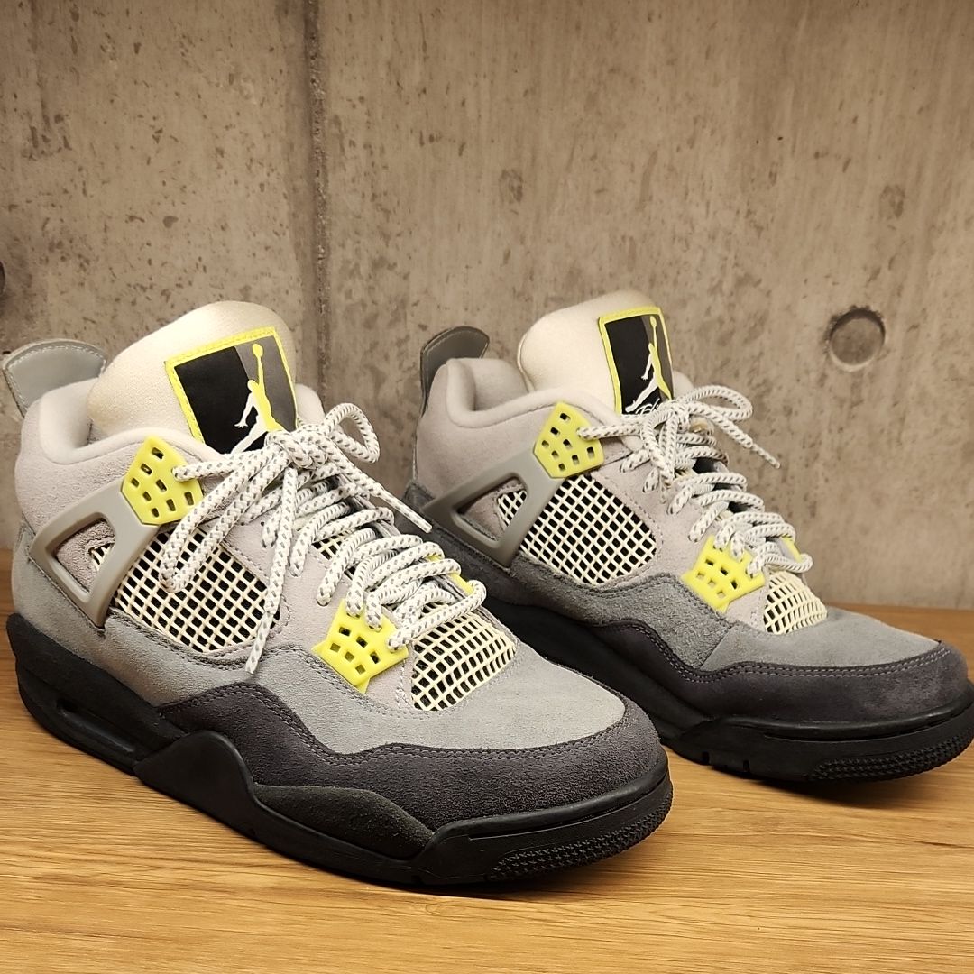 NIKE AIR JORDAN 4 RETRO LE "NEON"