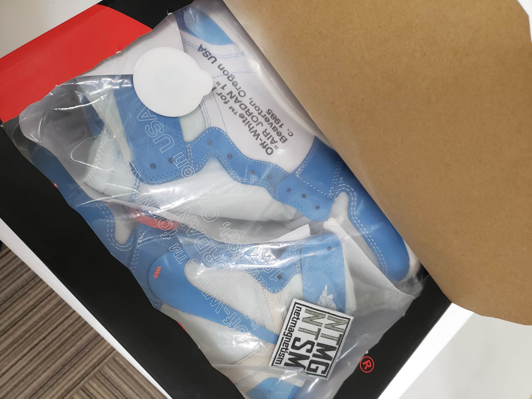 Off-White × Nike Air Jordan 1 High UNC "White/Dark Powder Blue"
