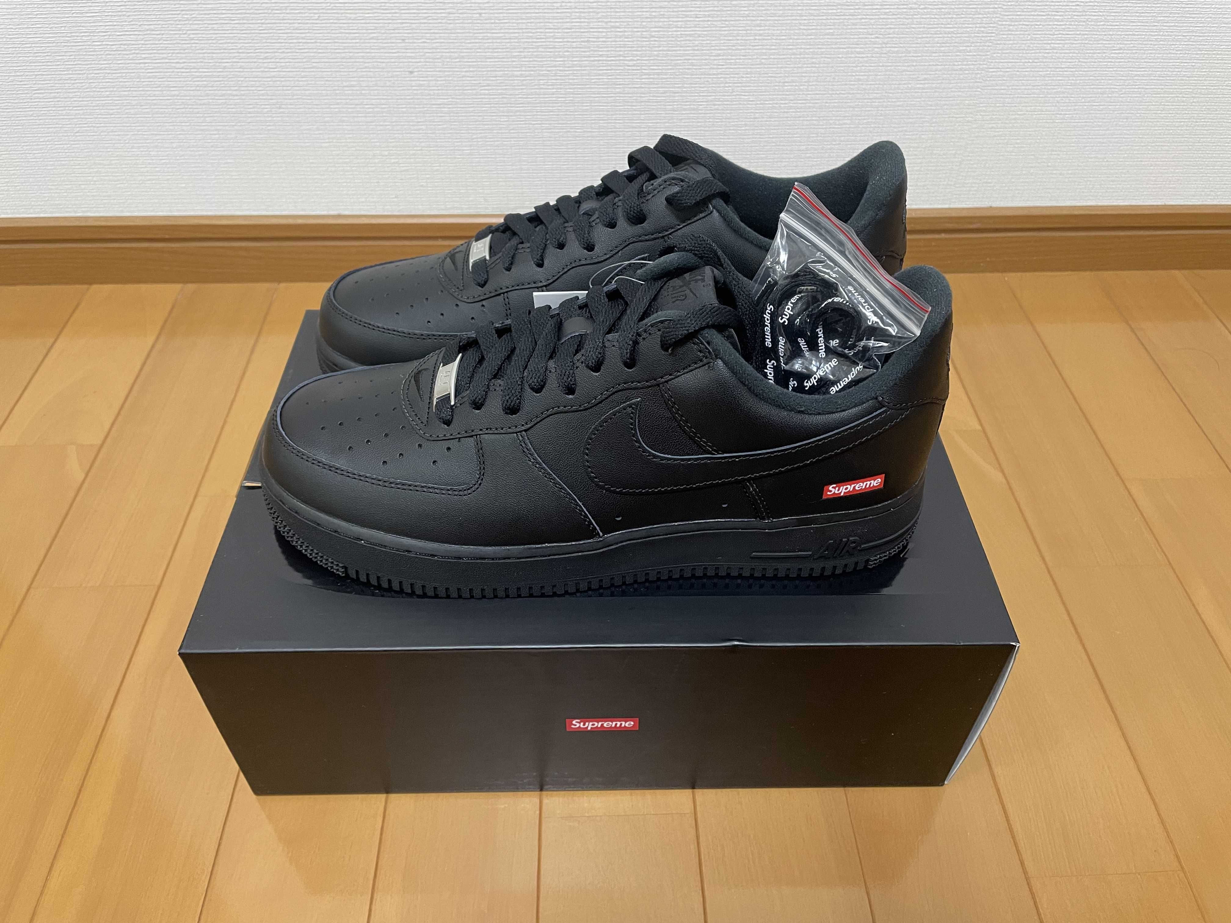 Supreme × Nike Air Force 1 Low "Black"