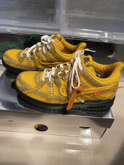 Off-White × Nike Air Rubber Dunk "University Gold"
