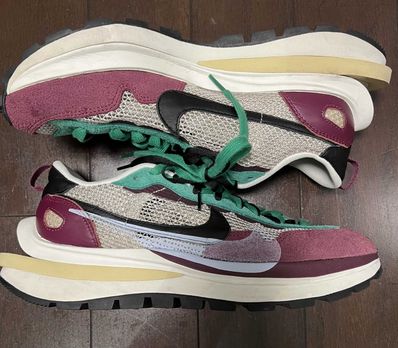 sacai × Nike Vapor Waffle "String/Red/Green"