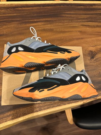 adidas YEEZY Boost 700 "Wash Orange"