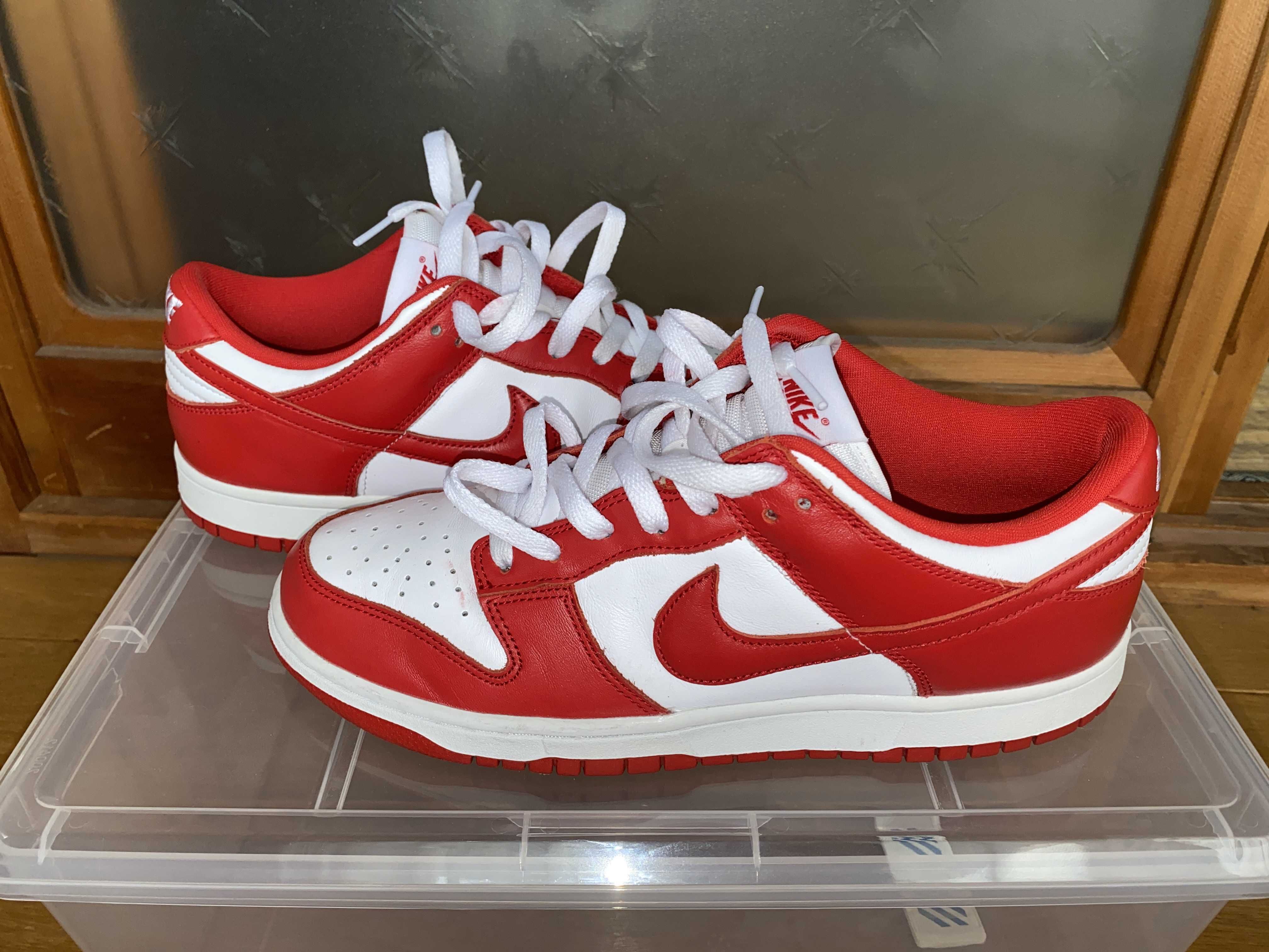 Nike Dunk Low SP "White and University Red"