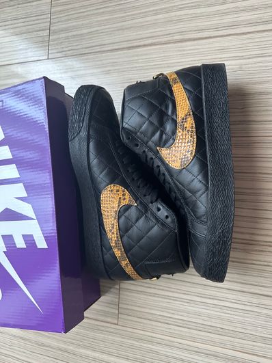 Supreme × Nike SB Blazer Mid "Black"