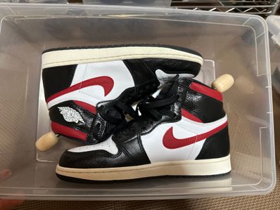 Nike Air Jordan 1 Retro High "Black/White/Sail/Gym Red"