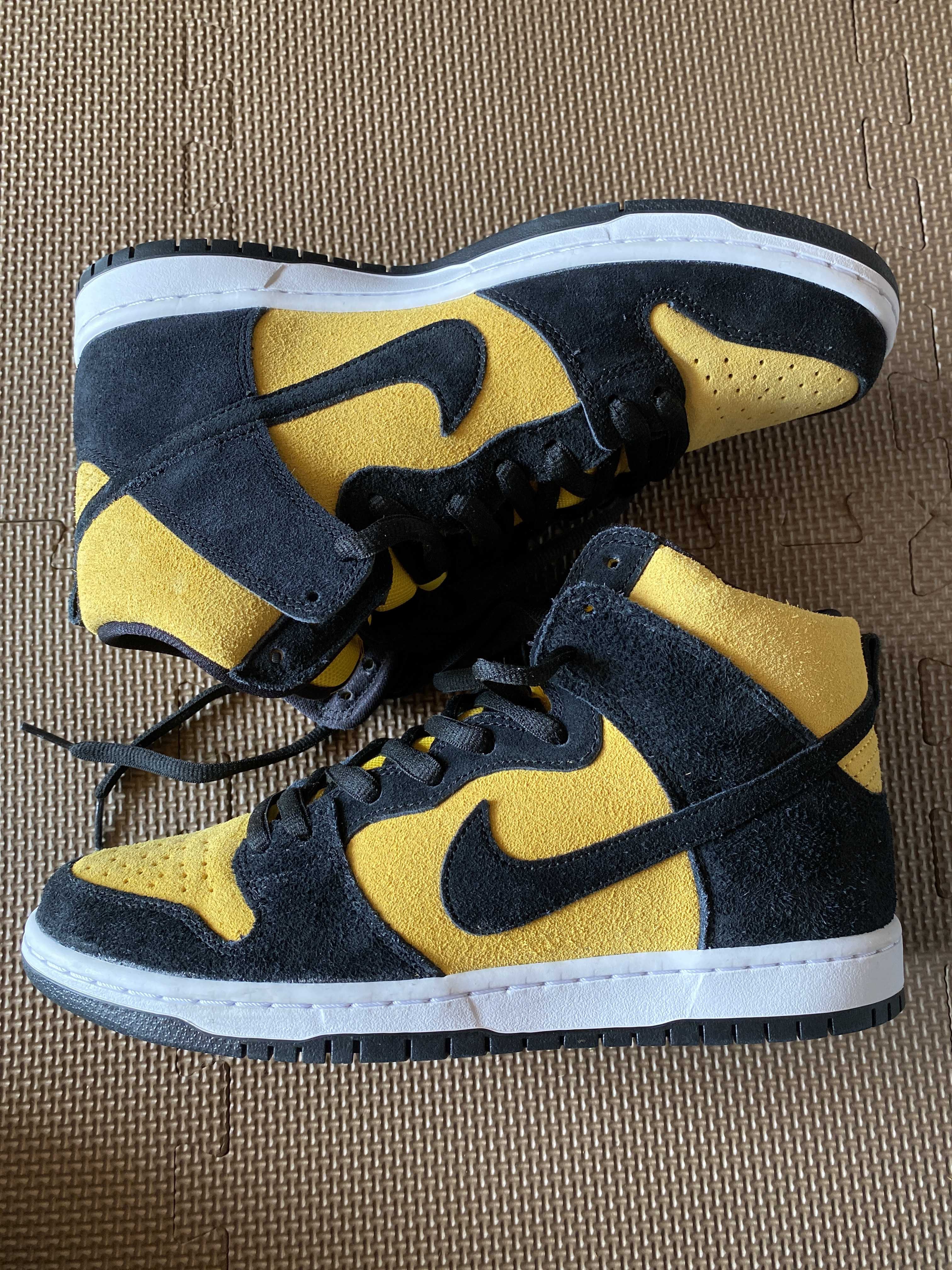 NIKE SB DUNK HIGH "MAIZE AND BLACK"