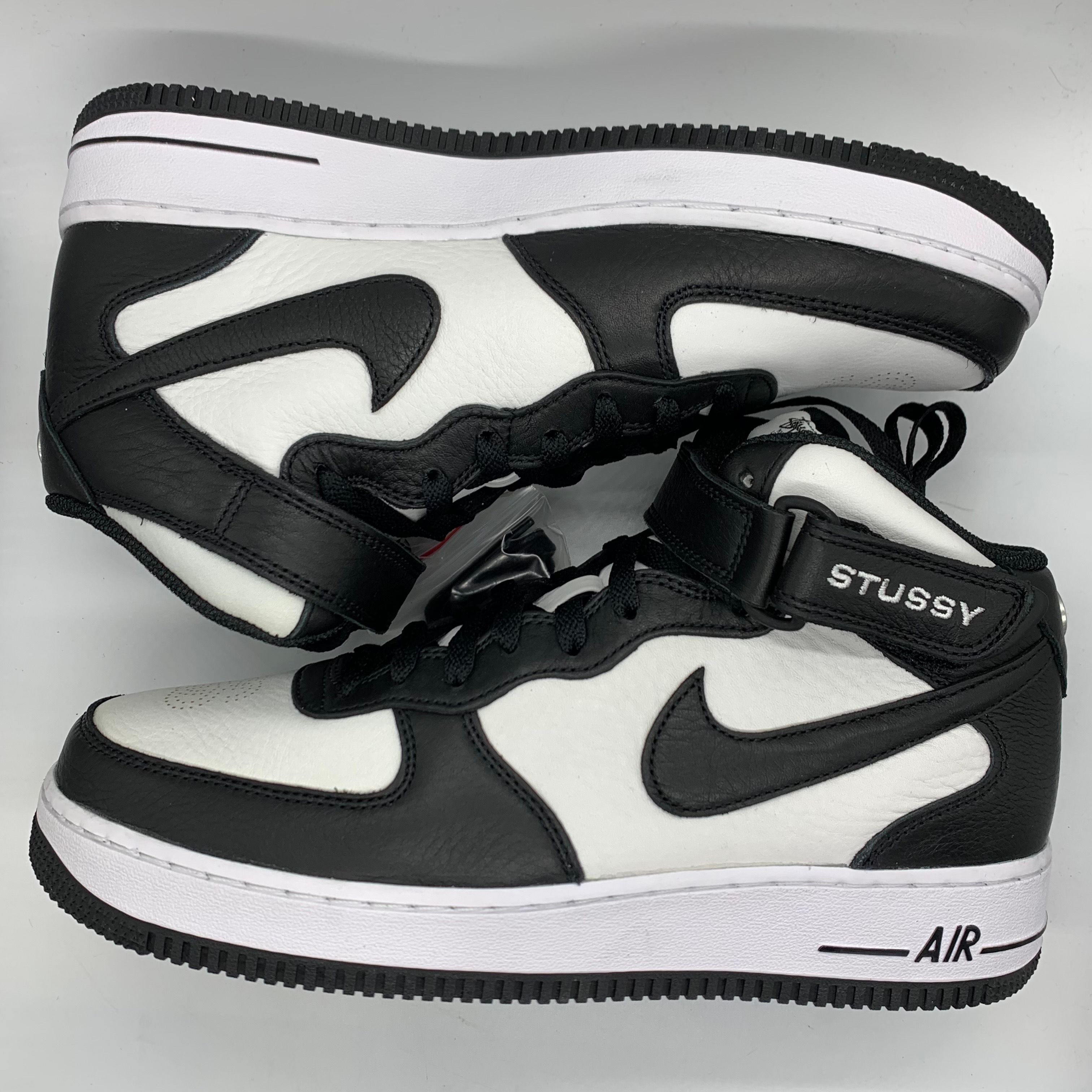 Stussy × Nike Air Force 1 Mid "Black and Light Bone"