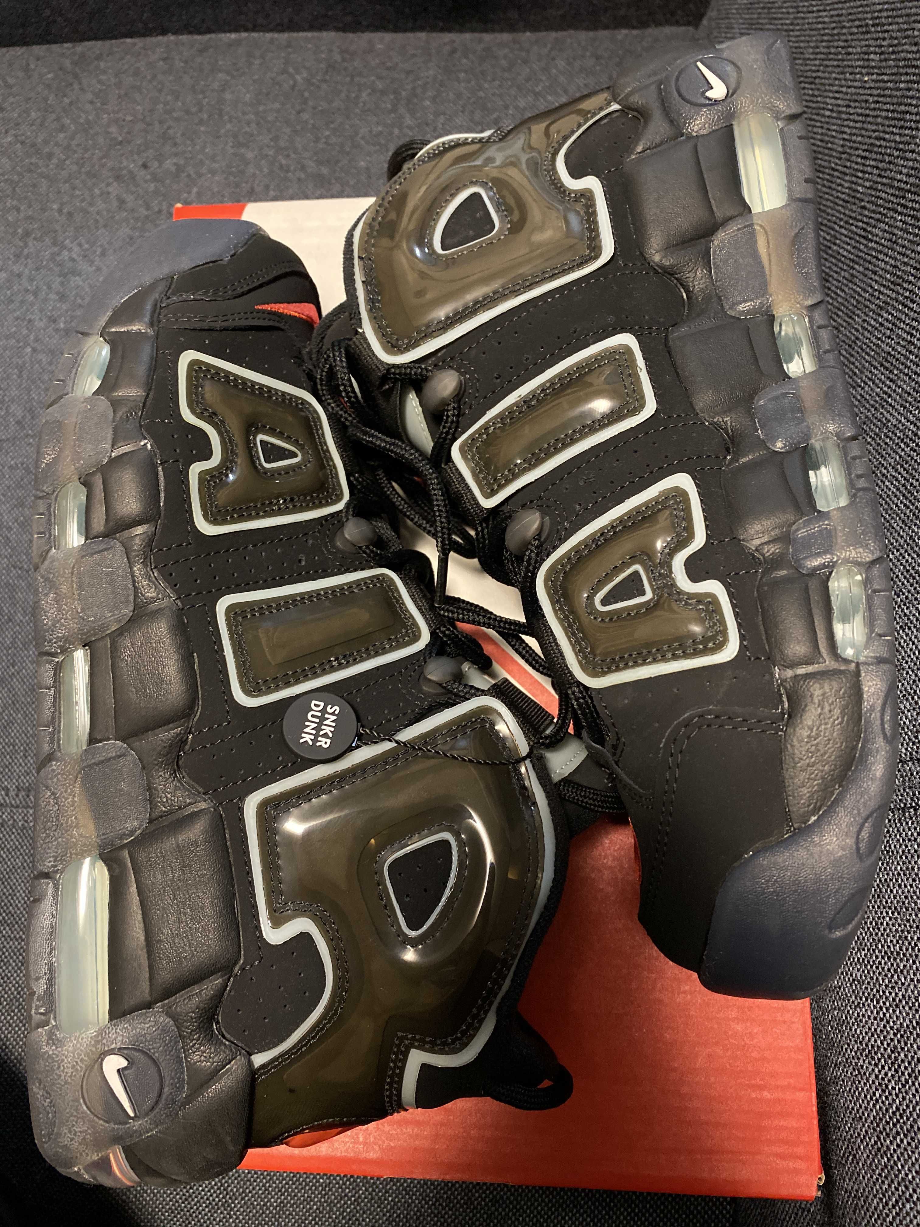 Nike Air More Uptempo "Made You Look"