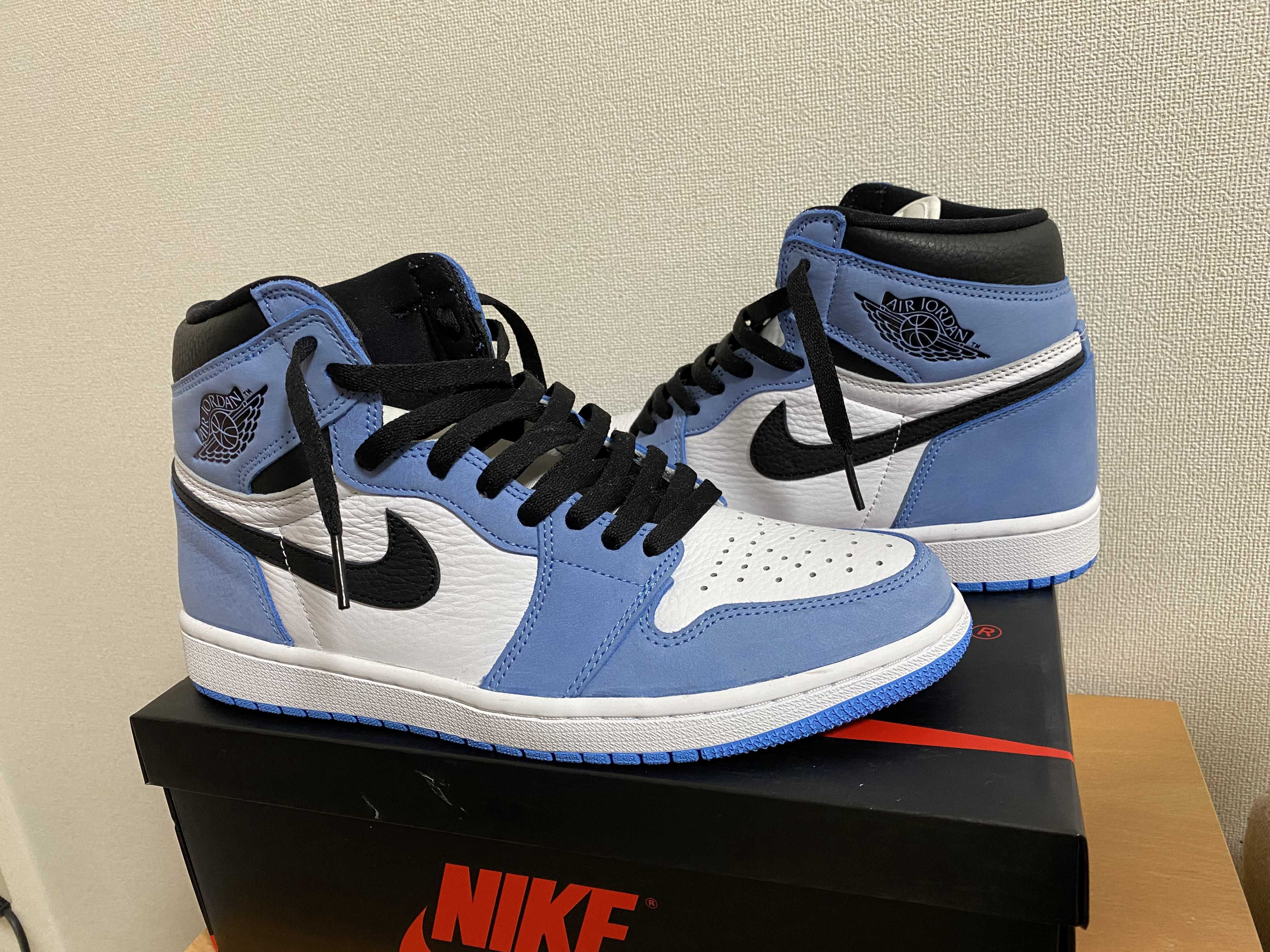 Nike Air Jordan 1 High OG "University Blue"
