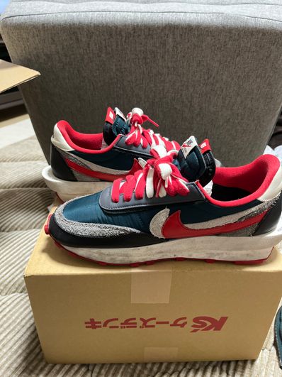 UNDERCOVER × sacai × Nike LD Waffle "Midnight Spruce/Pale Ivory-Dark Grey-University Red"