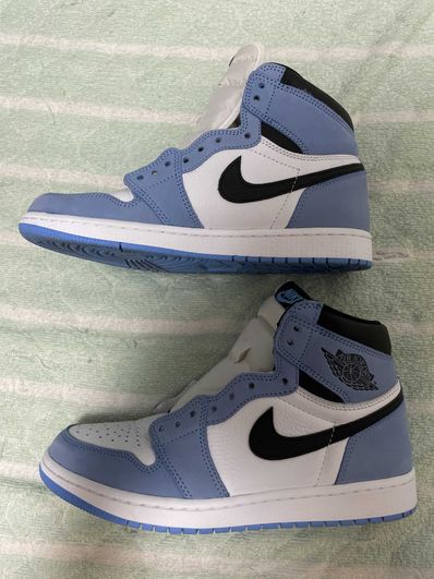 Nike Air Jordan 1 High OG "University Blue"