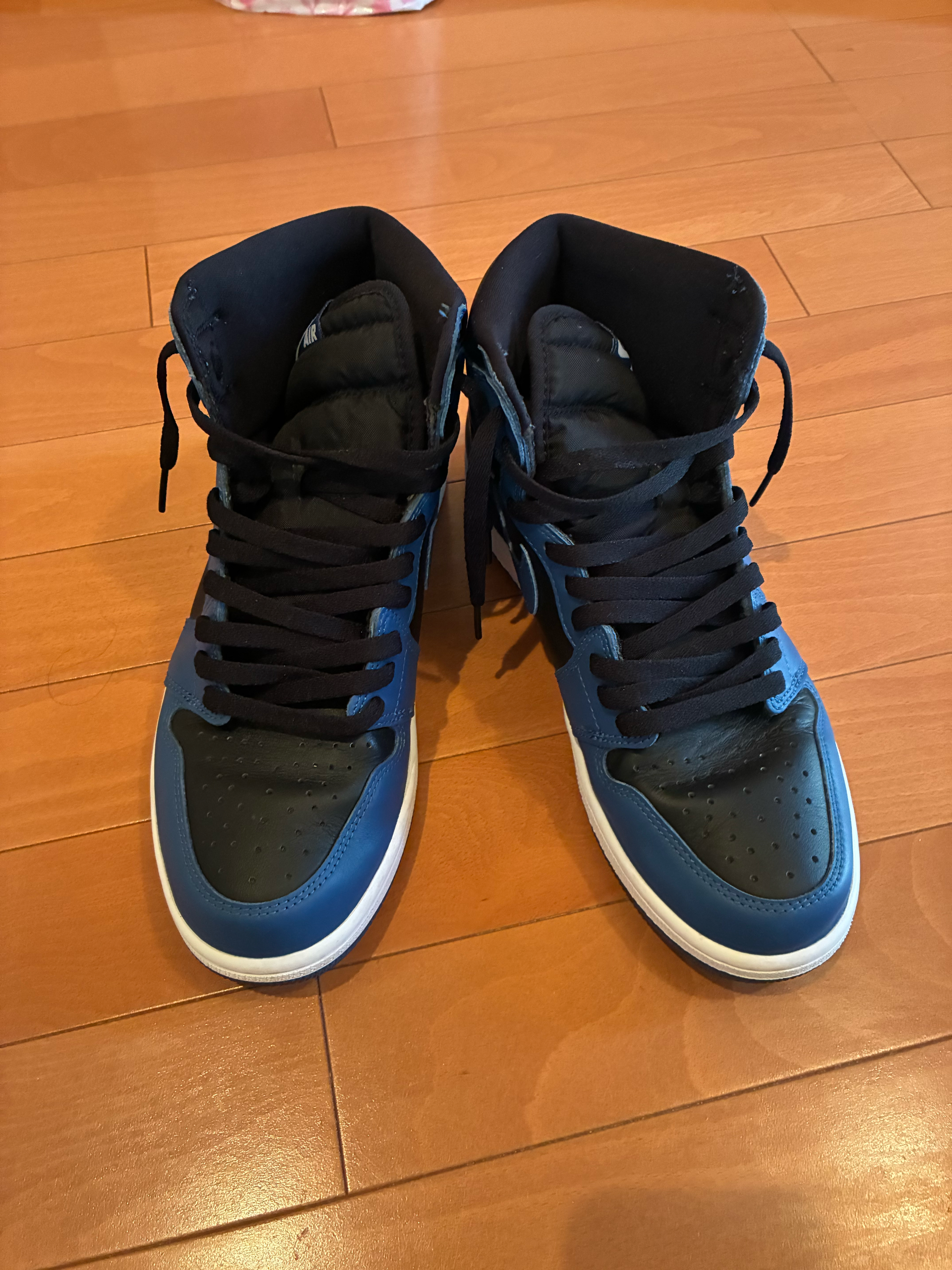 Nike Air Jordan 1 Retro High OG "Dark Marina Blue"