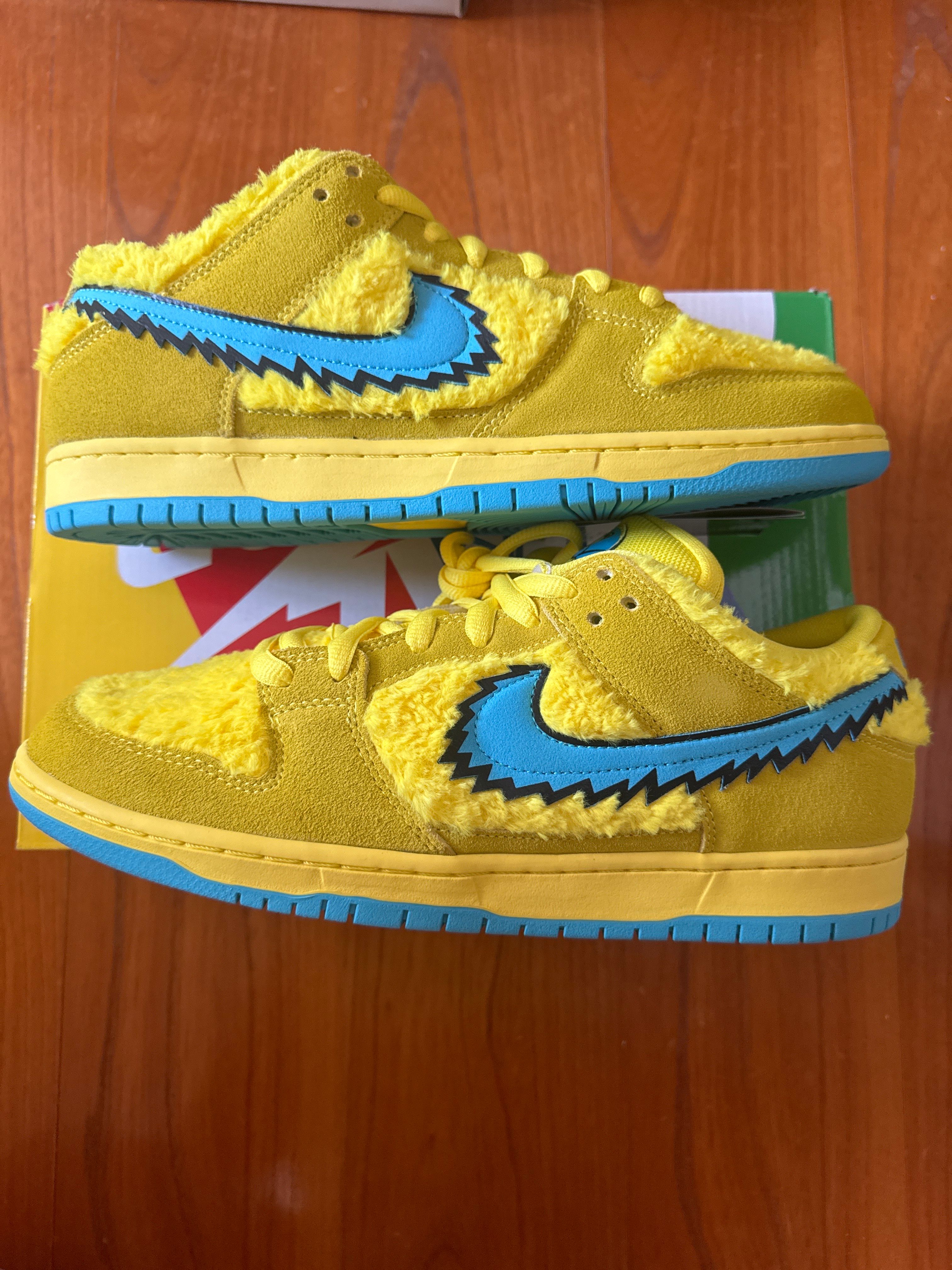 Grateful Dead × Nike SB Dunk Low "Yellow Bear"