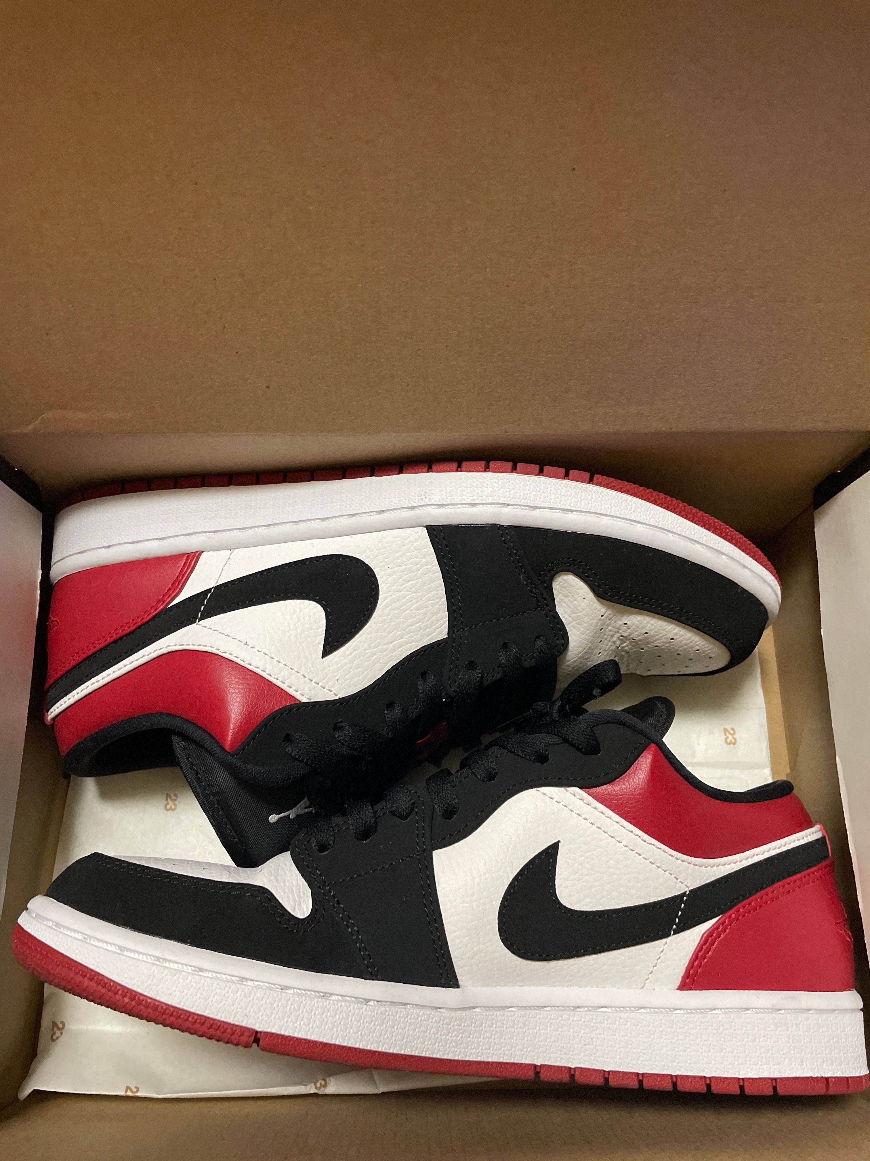 Nike Air Jordan 1 Low "Black Toe"