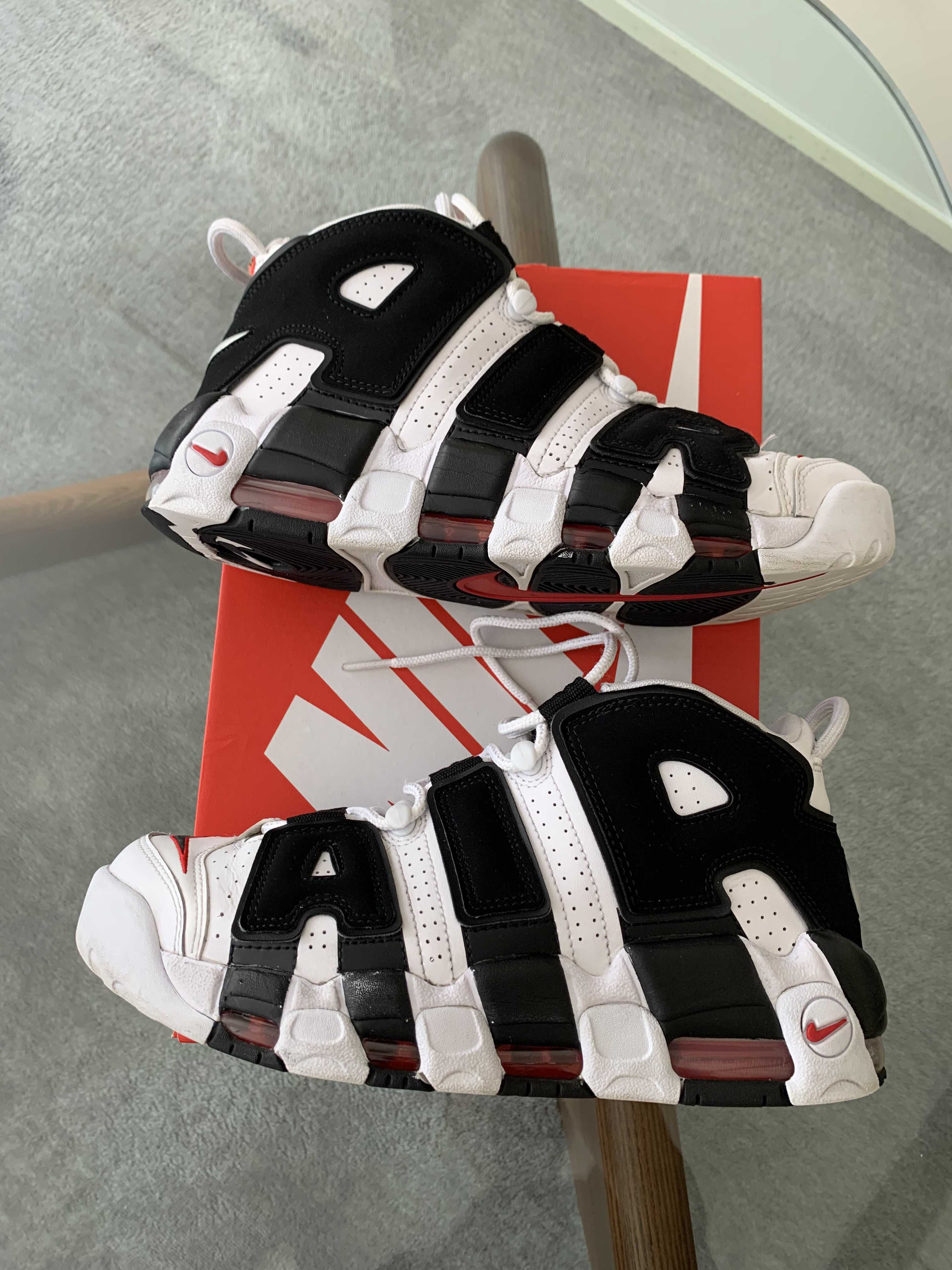 NIKE AIR MORE UPTEMPO "WHITE/BLACK/UNIVERSITY RED"(2020)