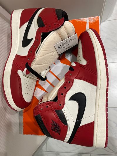 Nike Air Jordan 1 High OG "Lost & Found/Chicago"