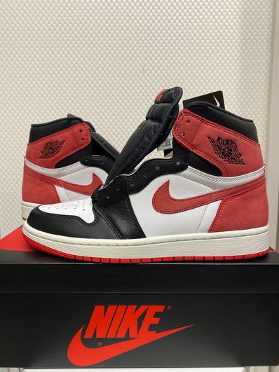 NIKE AIR JORDAN 1 RETRO HIGH "TRACK RED"