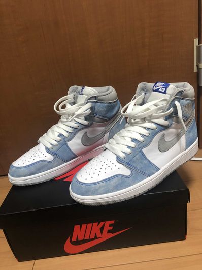 Nike Air Jordan 1 High OG "Hyper Royal"