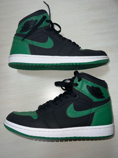 Nike Air Jordan 1 Retro High OG "Black/Pine Green" (2020)