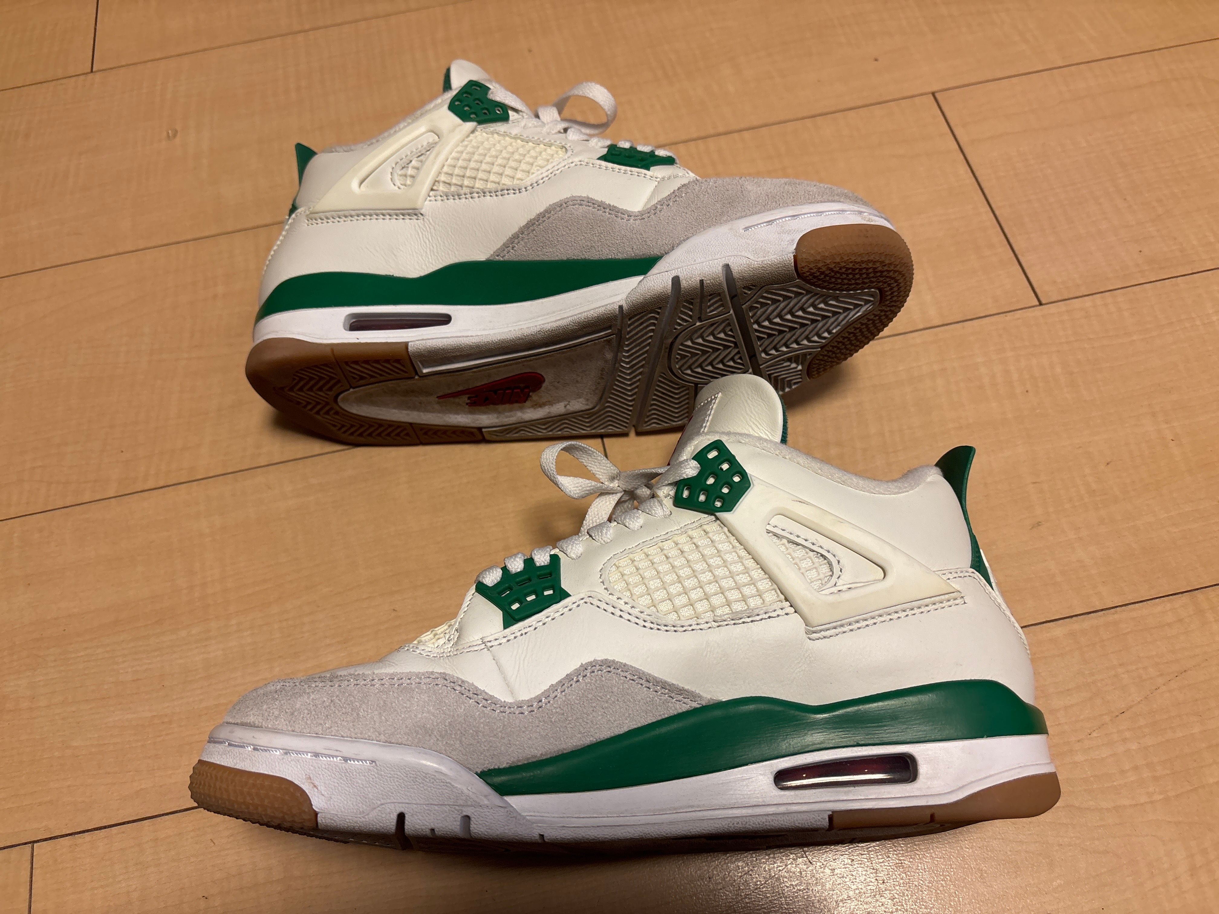 Nike SB × Air Jordan 4 Retro SP "Pine Green"