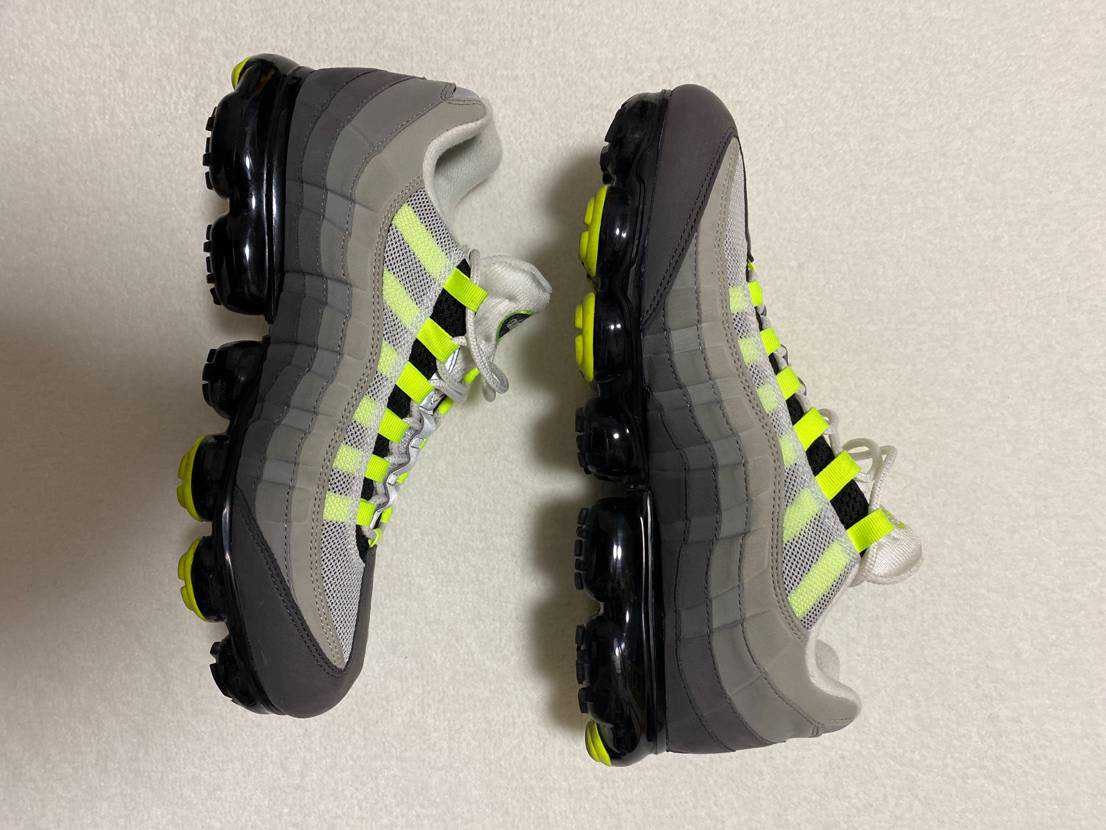 Nike Air Vapormax 95 "Neon"