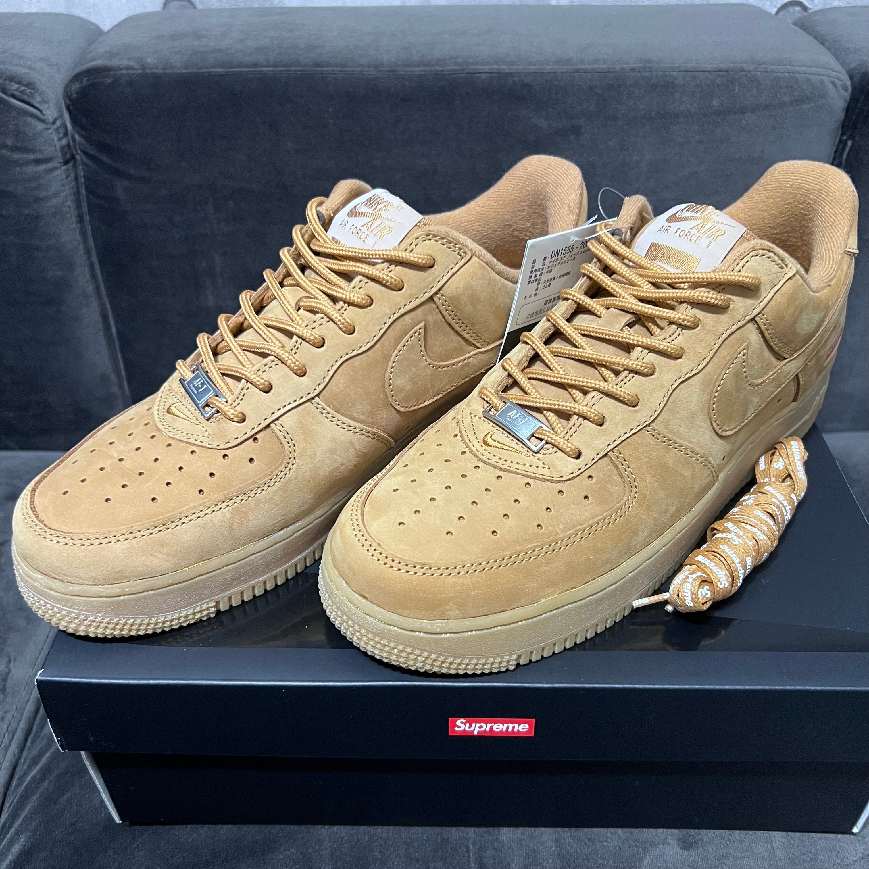 Supreme × Nike Air Force 1 Low 