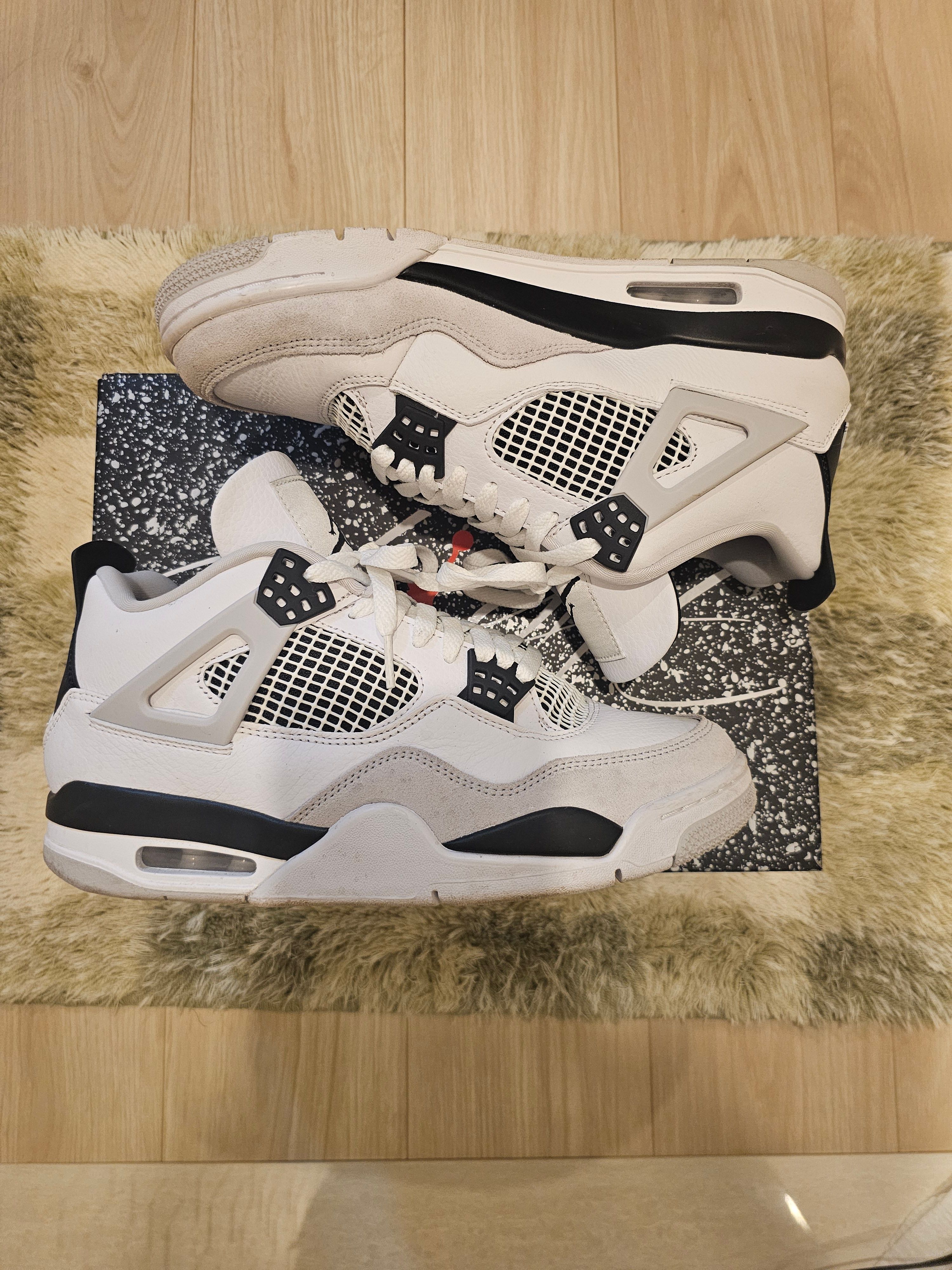 Nike Air Jordan 4 "Military Black"