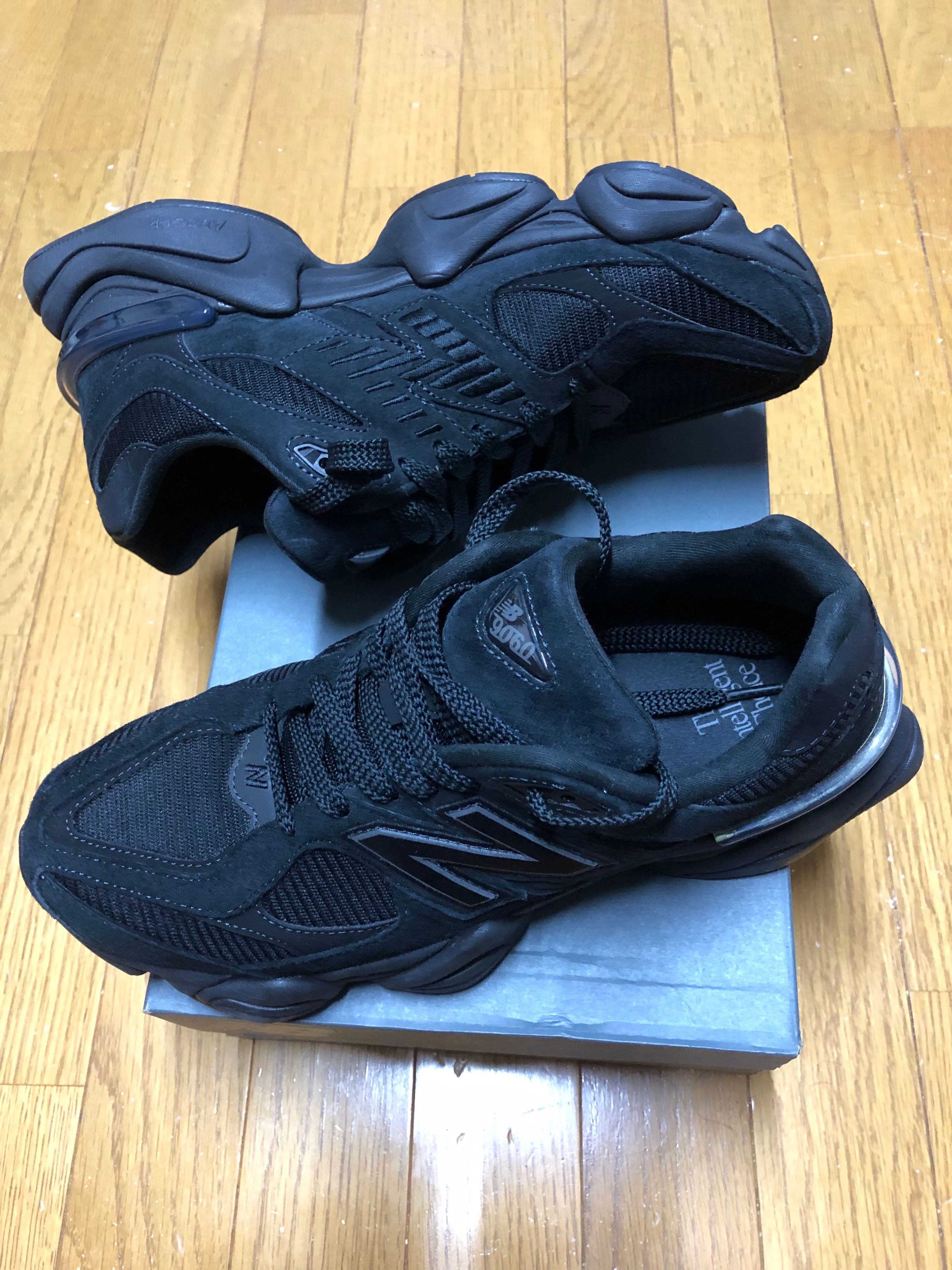 New Balance 9060 "Triple Black"