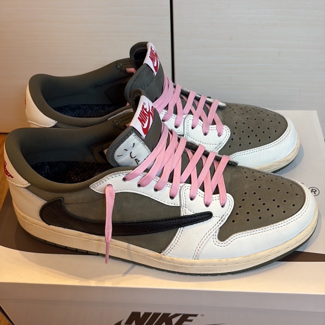 Travis Scott × Nike Air Jordan 1 Low OG SP "Reverse Olive"