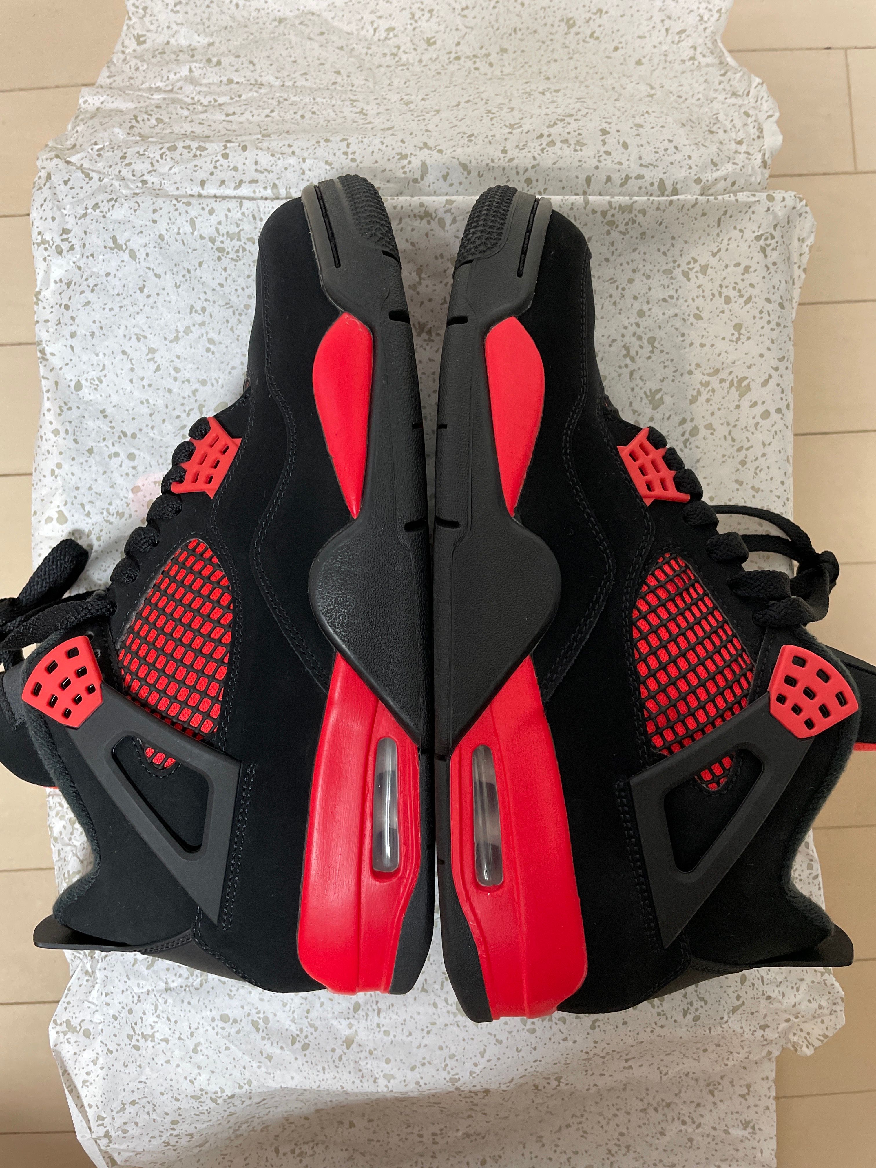 Nike Air Jordan 4 "Red Thunder/Crimson"