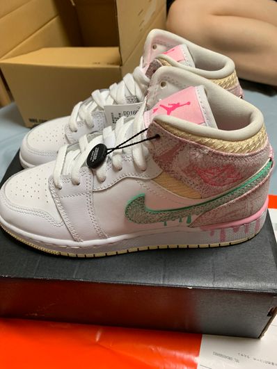 Nike GS Air Jordan 1 Mid "Paint Drip"