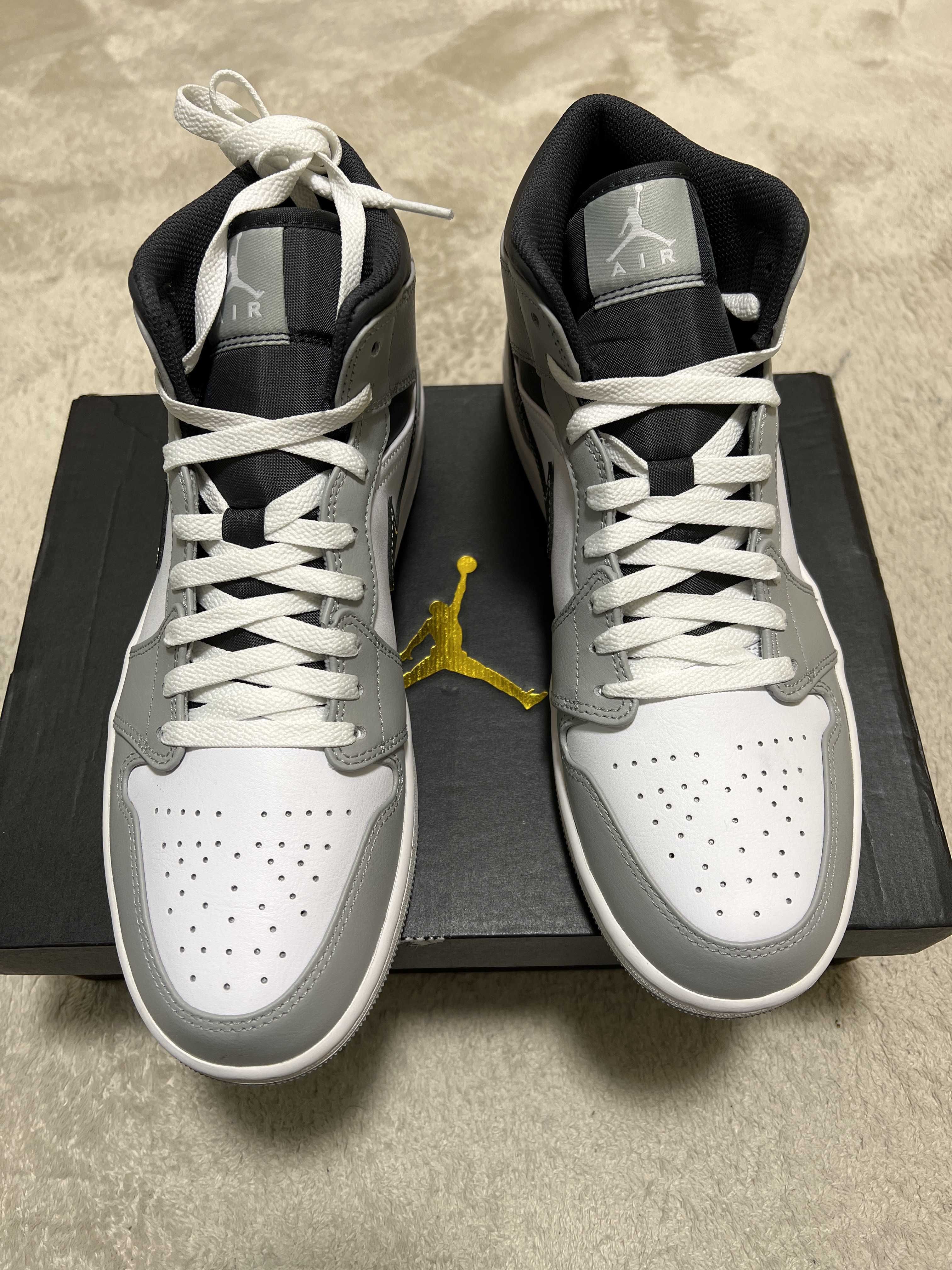 Nike Air Jordan 1 Mid "Grey White/Anthracite"