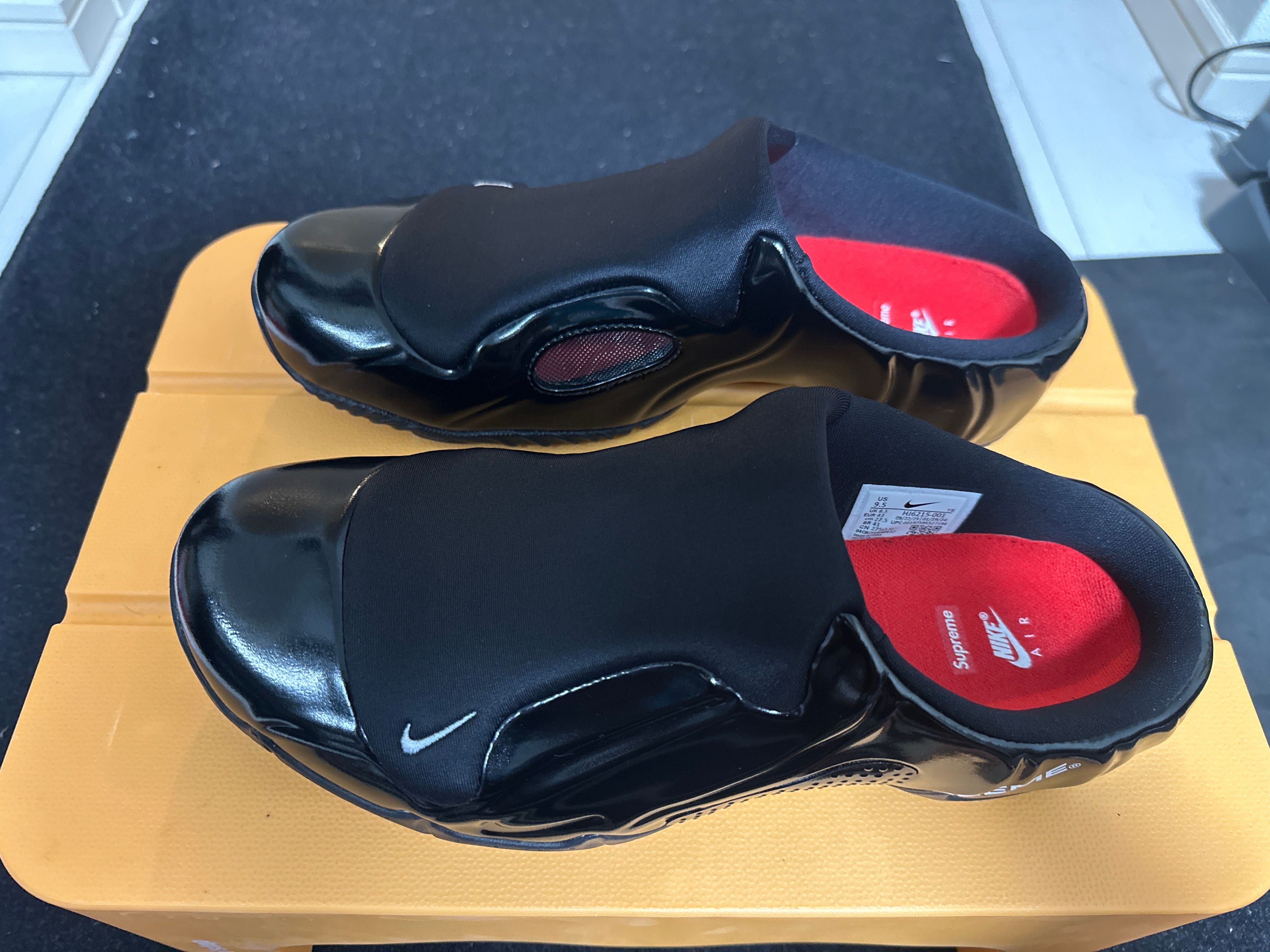 Supreme × Nike Clogposite SP "Black"