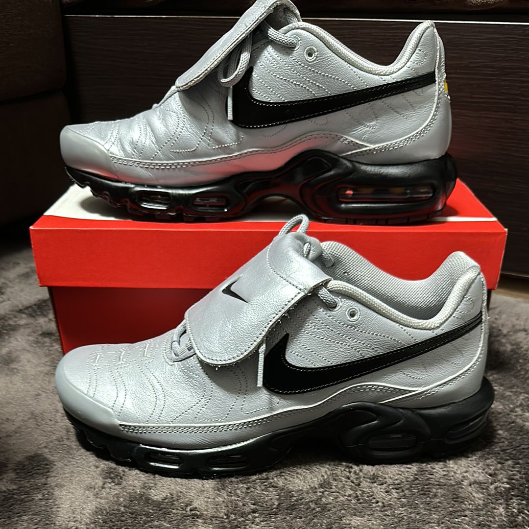 Nike Air Max Plus Tiempo "Wolf Grey and Black"