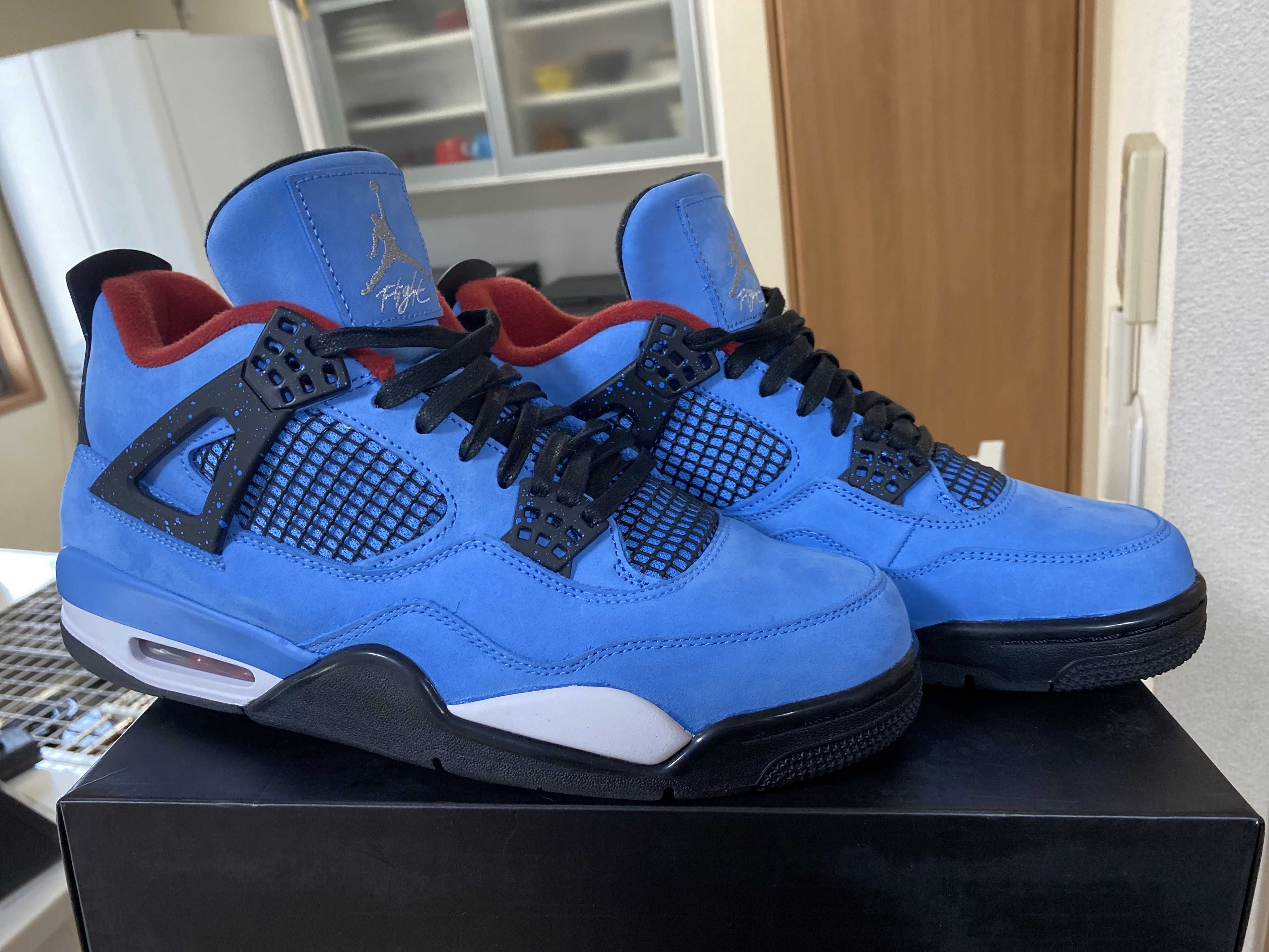 Travis Scott × Nike Air Jordan 4 Retro Cactus Jack "University Blue"