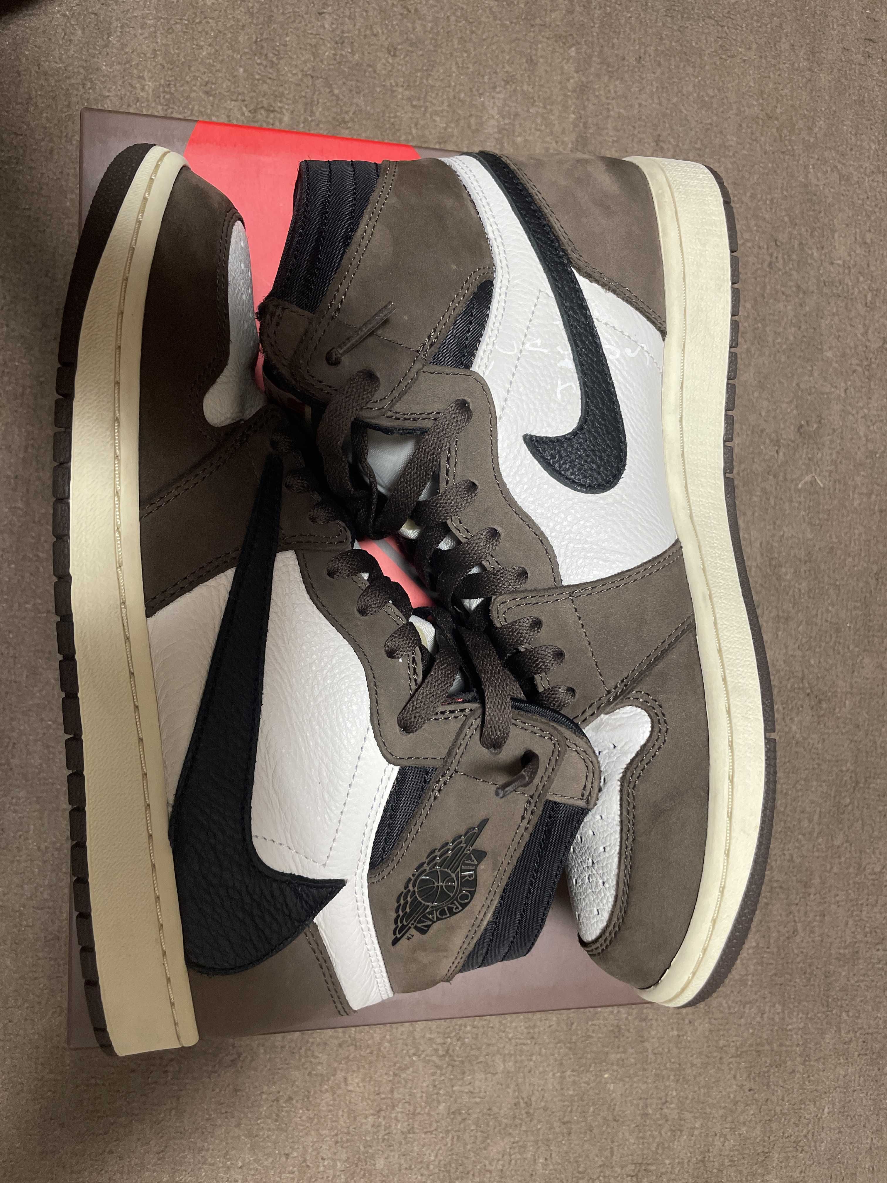 Travis Scott × Nike Air Jordan 1 Retro High OG TS SP "Sail/Dark Mocha"