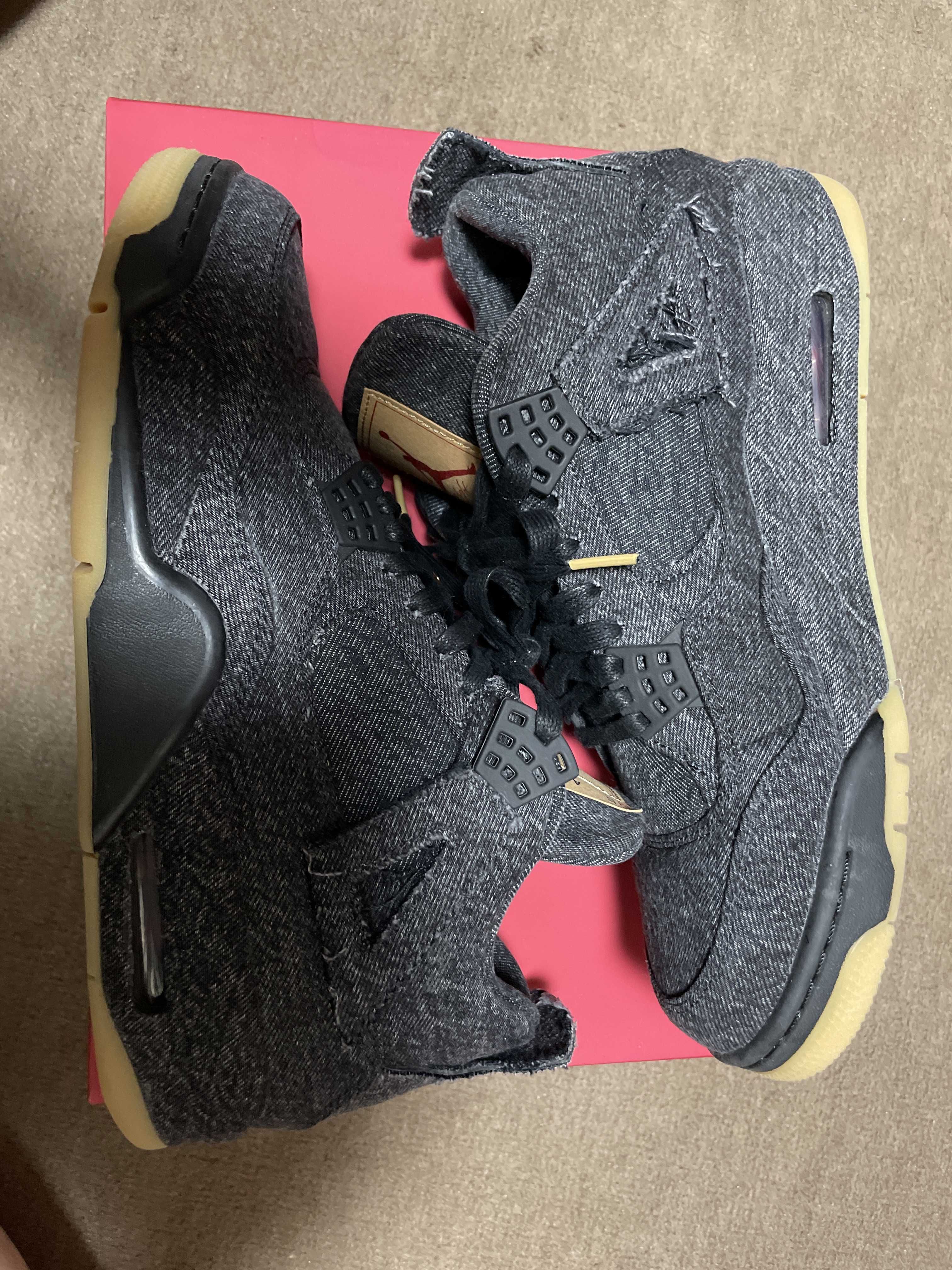 Nike × Levi's Air Jordan 4 "Black Denim" (Tag: ®)