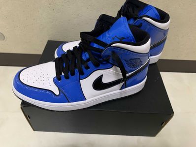 Nike Air Jordan 1 Mid SE "Signal Blue"