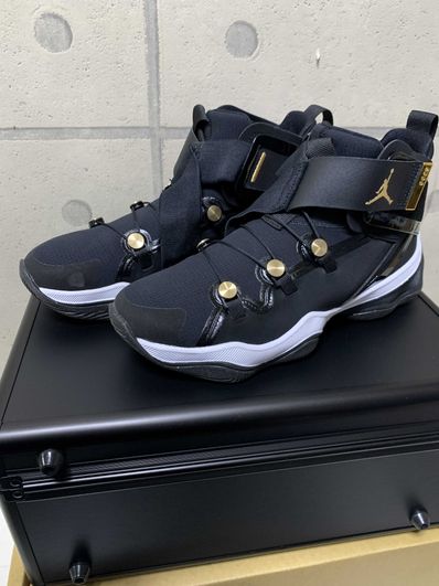NIKE JORDAN AJNT23 "BLACK"(ブリーフケース付き)