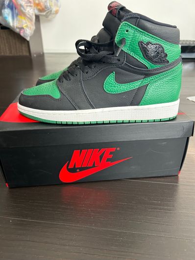 Nike Air Jordan 1 Retro High OG "Black/Pine Green" (2020)