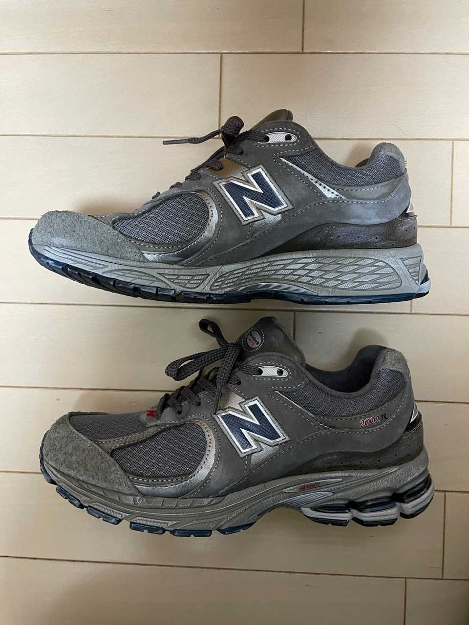New Balance 2002R "Gray"