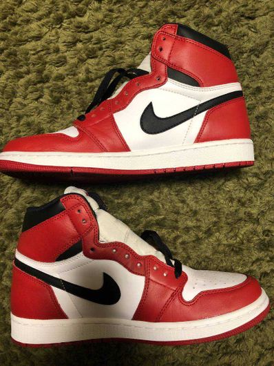 Nike Air Jordan 1 Retro High "Chicago" (2015)