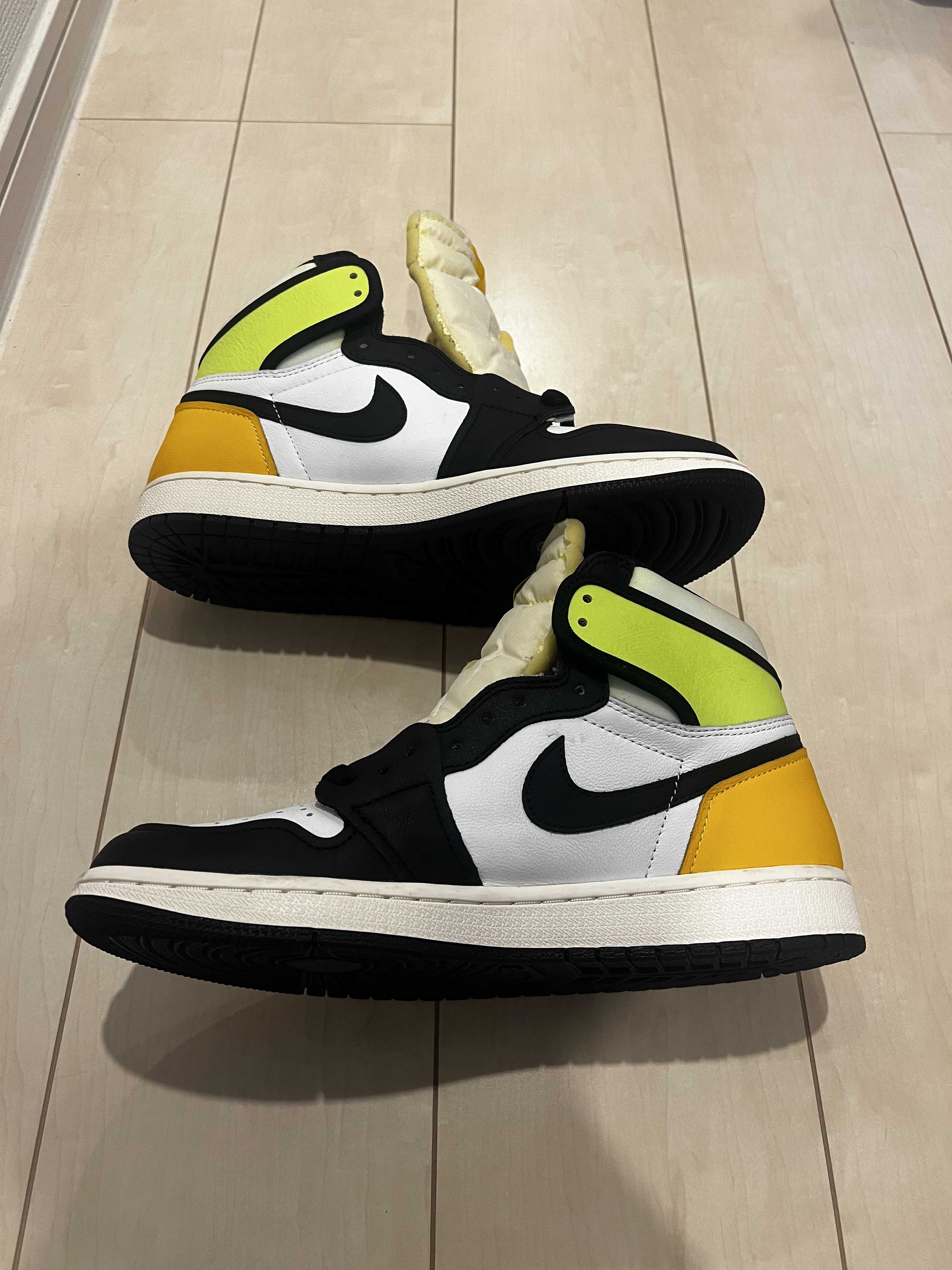 Nike Air Jordan 1 High OG "Volt Gold"