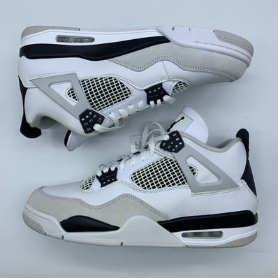 Nike Air Jordan 4 "Military Black"