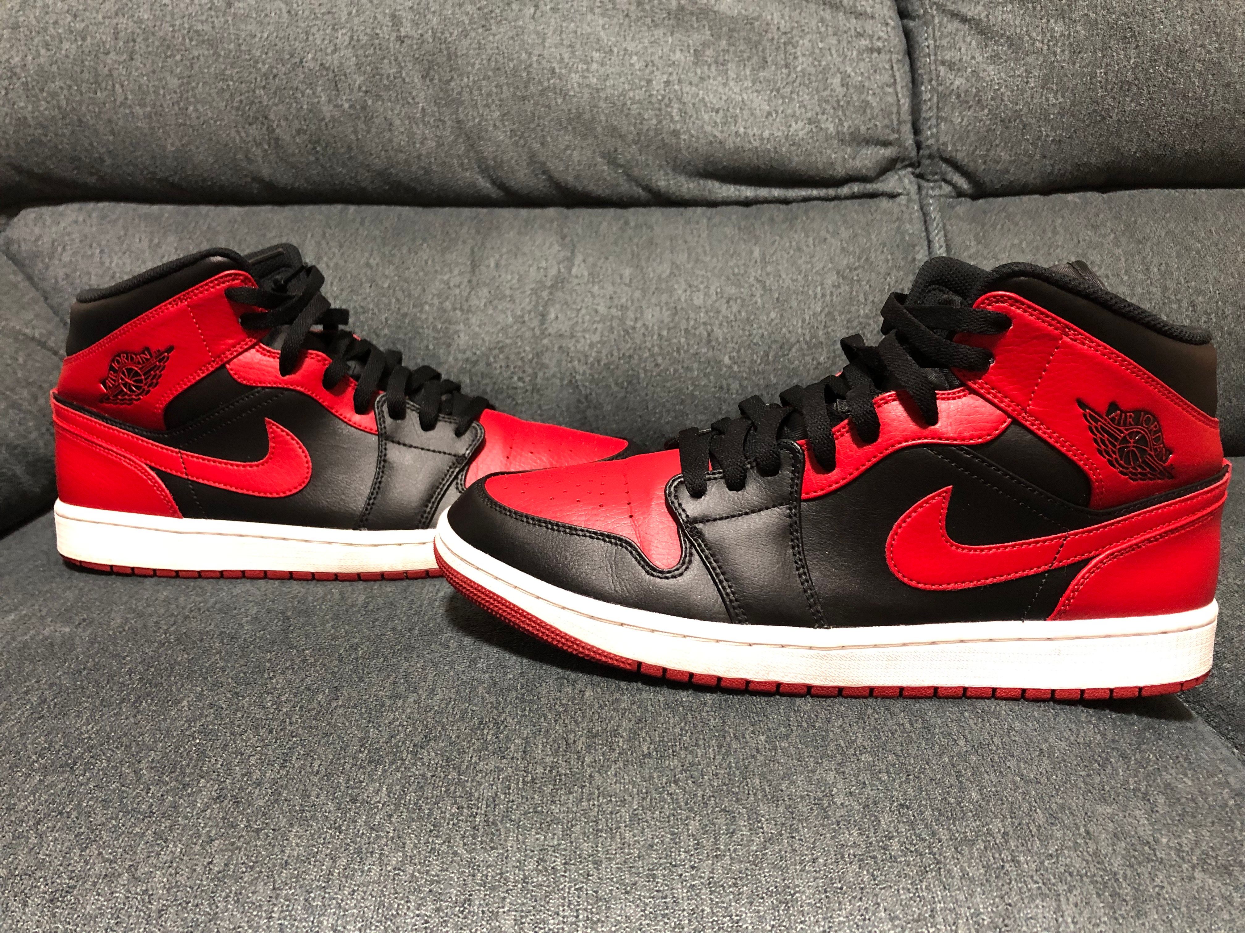Nike Air Jordan 1 Mid "Bred"