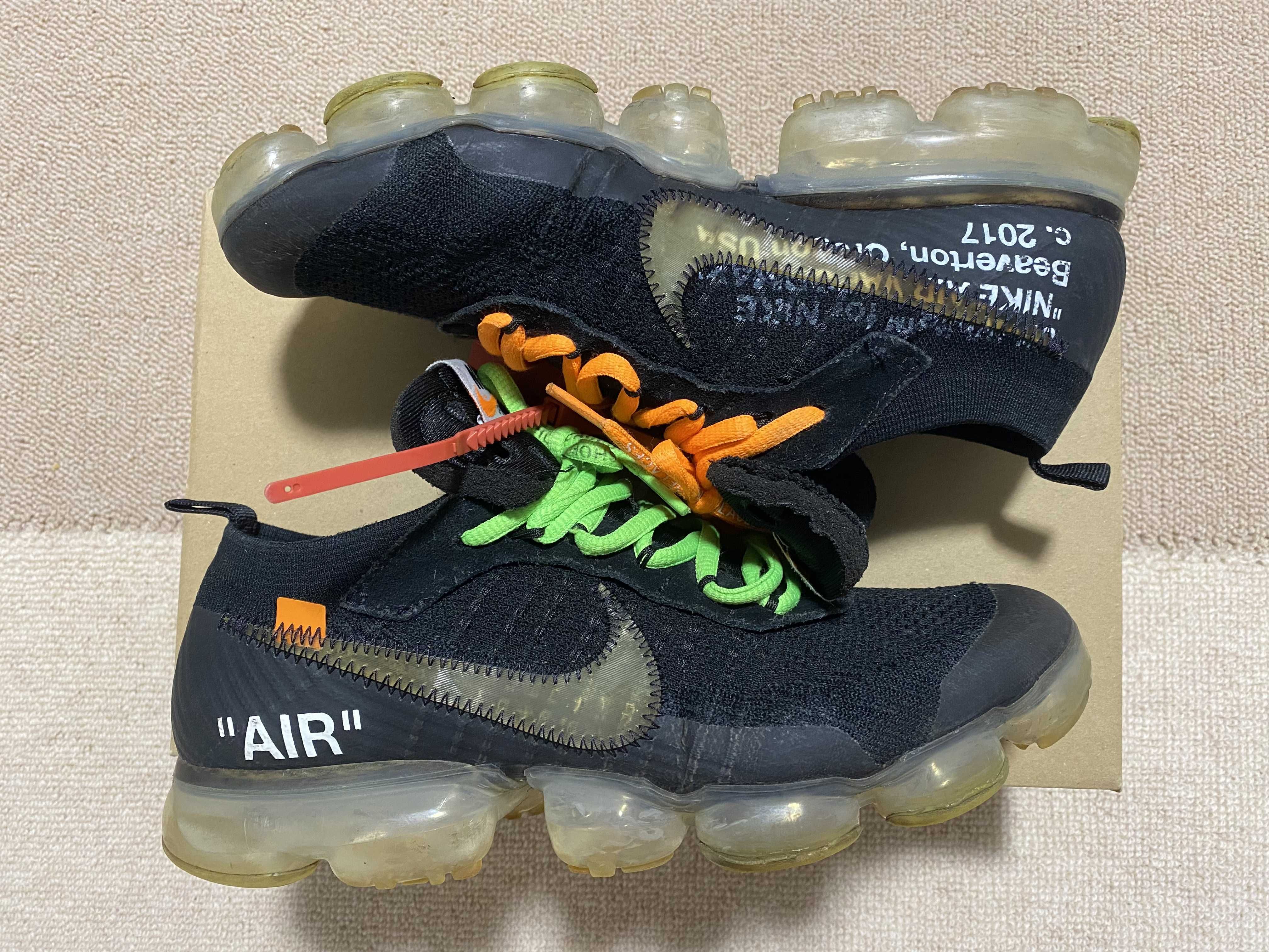 Off-White × Nike Air Vapormax "Black/Total Orange/Clear"