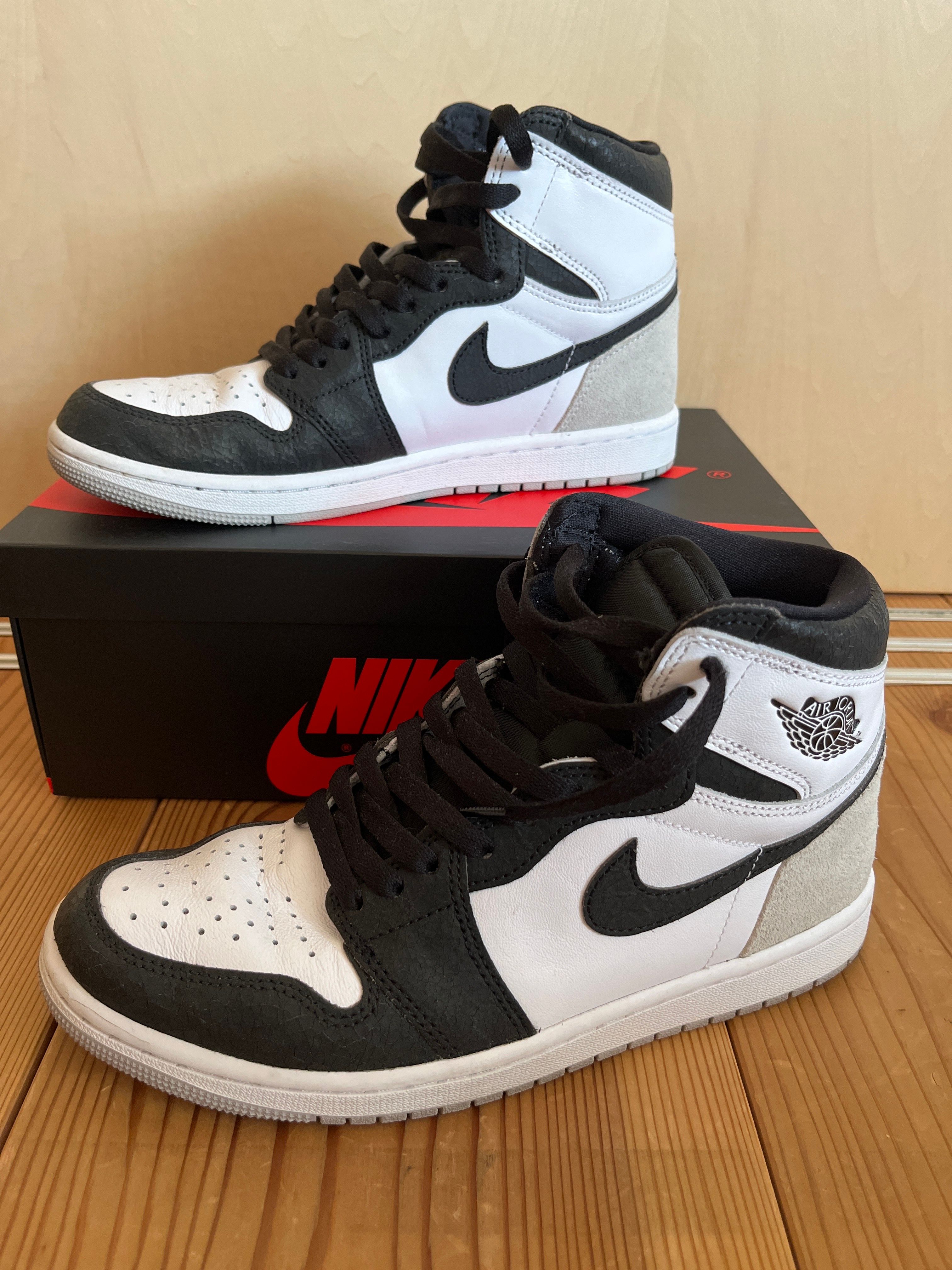 Nike Air Jordan 1 High OG "Bleached Coral"